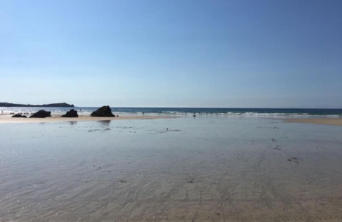 Newquay Apartment | Beachy