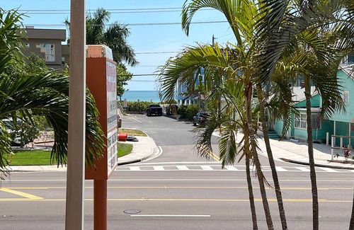 Madeira Beach Apartment | Beachy Keen-steps to the Beach
