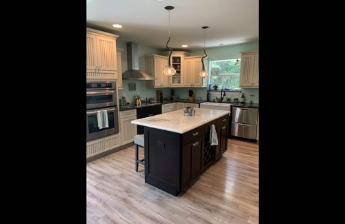 Tradewinds House | Beachy Keen-Tranquil home away from home with private beach! Discount MarchApril