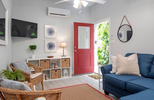 Downtown Dunedin Apartment | Beachy Modern Getaway I