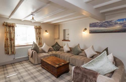Sneaton House | Beacon House