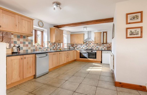 Brecon House | Beacons View Farm Cottages