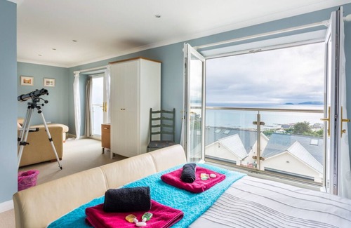 Torpoint Villa | Beaconview Beach House