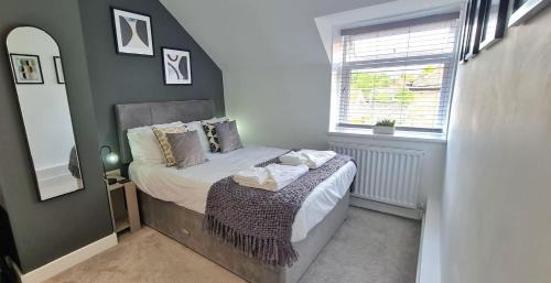 Snainton House | Beam End Snainton - Modern 2-bedroom Stone Cottage