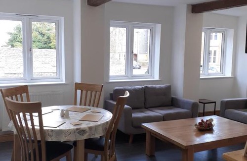 Rhayader Apartment | Bear Apartments