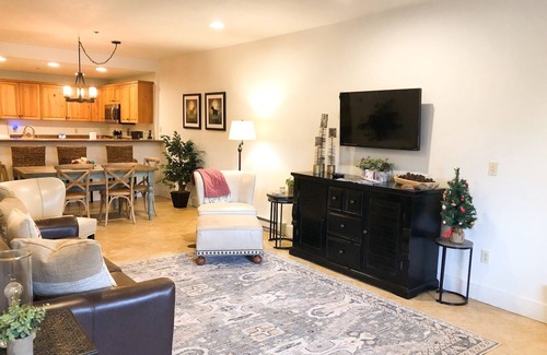 Mountain Village Condo | Bear Creek Lodge 111 2 Bedroom Condo by Alpine Lodging Telluride