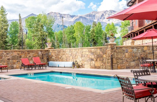 Mountain Village Condo | Bear Creek Lodge 208 2 Bedroom Condo by Alpine Lodging Telluride