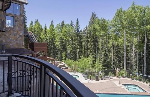 Mountain Village Condo | Bear Creek Lodge 208 2 Bedroom Condo by Alpine Lodging Telluride