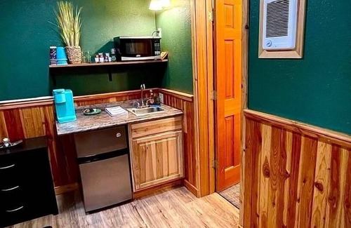Thompson Falls Cabin | Bear Creek Resort, Lower Cabin Suite (1 King Bed), Lower Cabin Suite (1 King Bed)