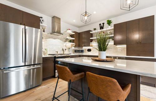 Whitefish House | Bear Den