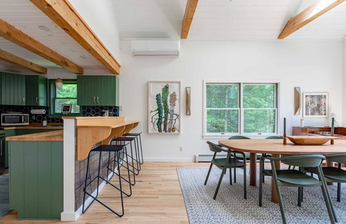 Mount Tremper Ski Chalet | Bear Hollow - 10 mins to Kingston! MONTHLY RATES!