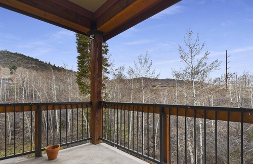 Kimball Junction Condo | Bear Hollow Hideaway by Casago