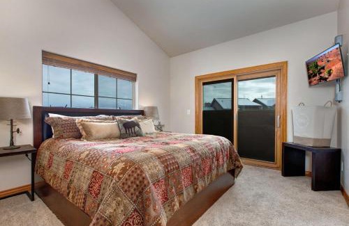 Bear Hollow Village House | Bear Hollow Village 5478 by Moose Management