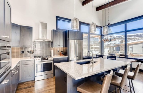 Silverthorne House | Bear Pause - Luxury Mountain Home