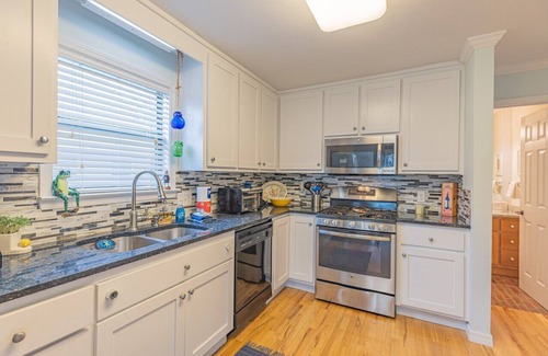 Ono Island House | Bear Point Bayview Cottage Great Rates!