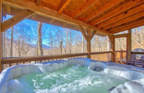 Waynesville House | Bear Print Mountain Lodge