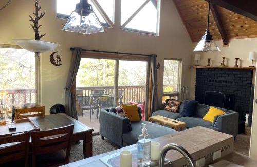 Upper Moonridge Ski Chalet | Bear View Cove