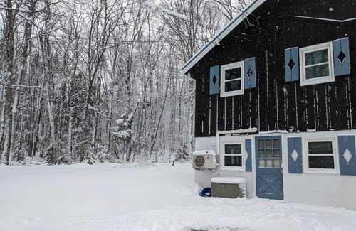 Killington Ski Chalet | Bear Woods Lodge-quiet location, 5 min to the mountain