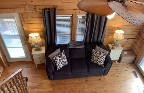 Rutherfordton Cabin | BearCub Cabin Mountain View with Fireplace