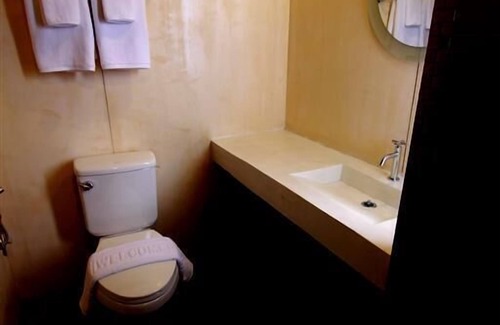 Bang Na Hotel | Bearing 26 Hotel