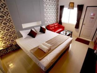 Bang Na Hotel | Bearing26 Hotel