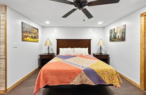 Maggie Valley House | Bearly Behaving Creekside