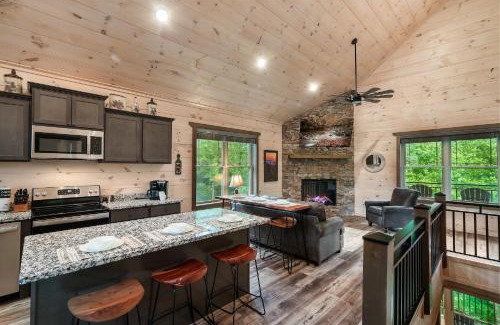 Sevierville House | Bearly Breezin