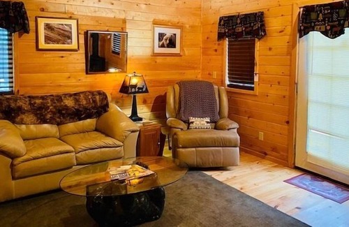 Ridgeway House | Bears Den in Soldotna