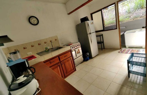 Uvita Cottage | Beatiful Cozy House/Nice garden-near to the beach