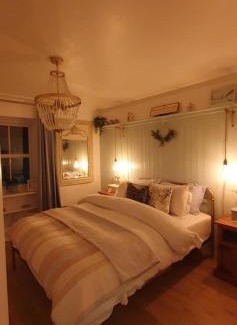 Richmond House | Beatrice Cottage