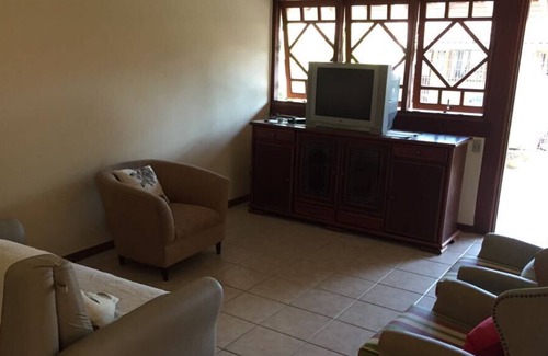 Pedra Verde House | Beautiful House in Lázaro (7 - 10 people)