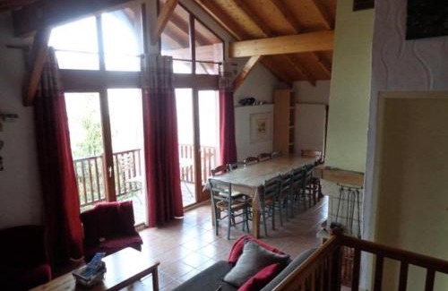 Montalbert Apartment | Beau chalet au départ des pistes - Chalet 6 pièces 12 personnes MAE-4869