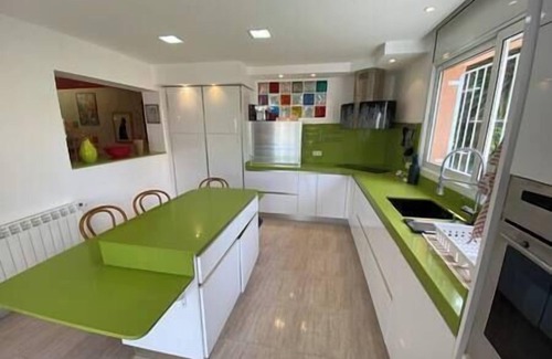 Tamarit Ski Chalet | Beautiful villa near the beach and private pool