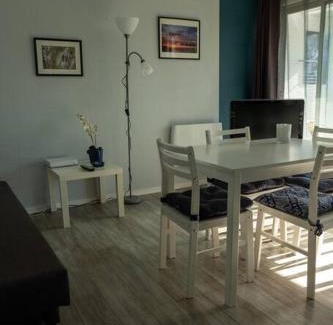 Bernieres-sur-Mer Apartment | Beau F2, vue sur mer, à deux pas de Courseulles.