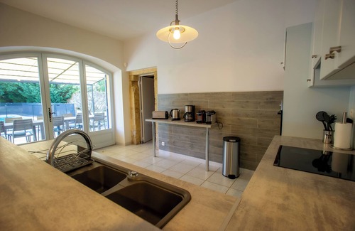 Tresques Other | Beau mas 12 Personnes Avec Piscine et Wifi