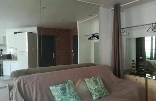 Villeneuve-sur-Lot Apartment | Beau studio dans la Bastide