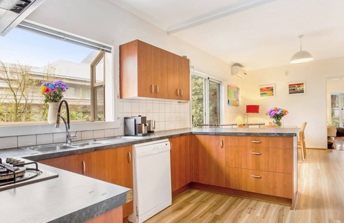 Beaumaris House | BeauBay Beaumaris House Lifestyle beach location. Private pool, garden. 4 bed