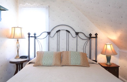 Cape May Bed & Breakfast | Beauclaires Bed & Breakfast Inn