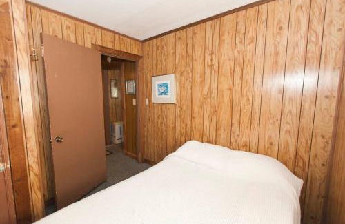 Morehead City House | Beaufort Harbour Suites East Lodge