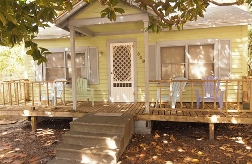 Morehead City House | Beaufort Harbour Suites East Lodge