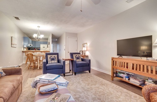 Beaufort Apartment | Beaufort Home w/Patio 3 Mi to Downtown!