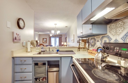 Beaufort Apartment | Beaufort Home w/Patio 3 Mi to Downtown!