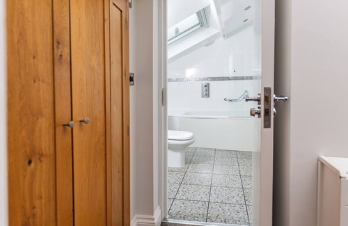 Cheltenham House | Beaumont House