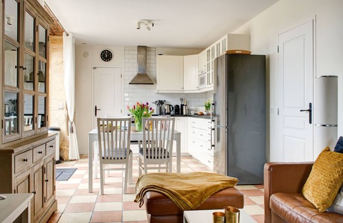 Saint-Crepin-et-Carlucet Cottage | Beautiful 3 bedroom Cottage for 5 with Spa near Sarlat la Canéda, Dordogne