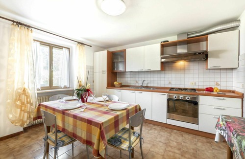 Rive D'Arcano House | Beautiful apartment in villa for 6 people with TV and patio