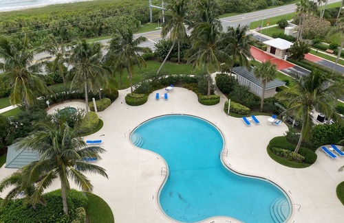 Fort Pierce Shores Condo | Beautiful ocean views from 9th floor. Nicely decorated with beach décor