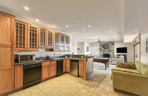 Livingston House | Beautiful waterfront lake house with private dock and State Park views