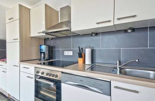 Schwalenberg Apartment | Beautiful apartment for 8 people with WIFI, TV, terrace and parking