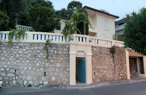 Saint-Jean-Cap-Ferrat House | Beautiful villa in Saint-Jean-Cap Ferrat with panoramic sea views.