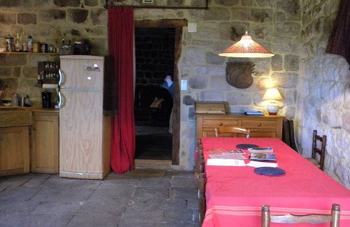 Saint-Pierre-Saint-Jean House | Beautiful old typical house, magnificent view, very quiet location